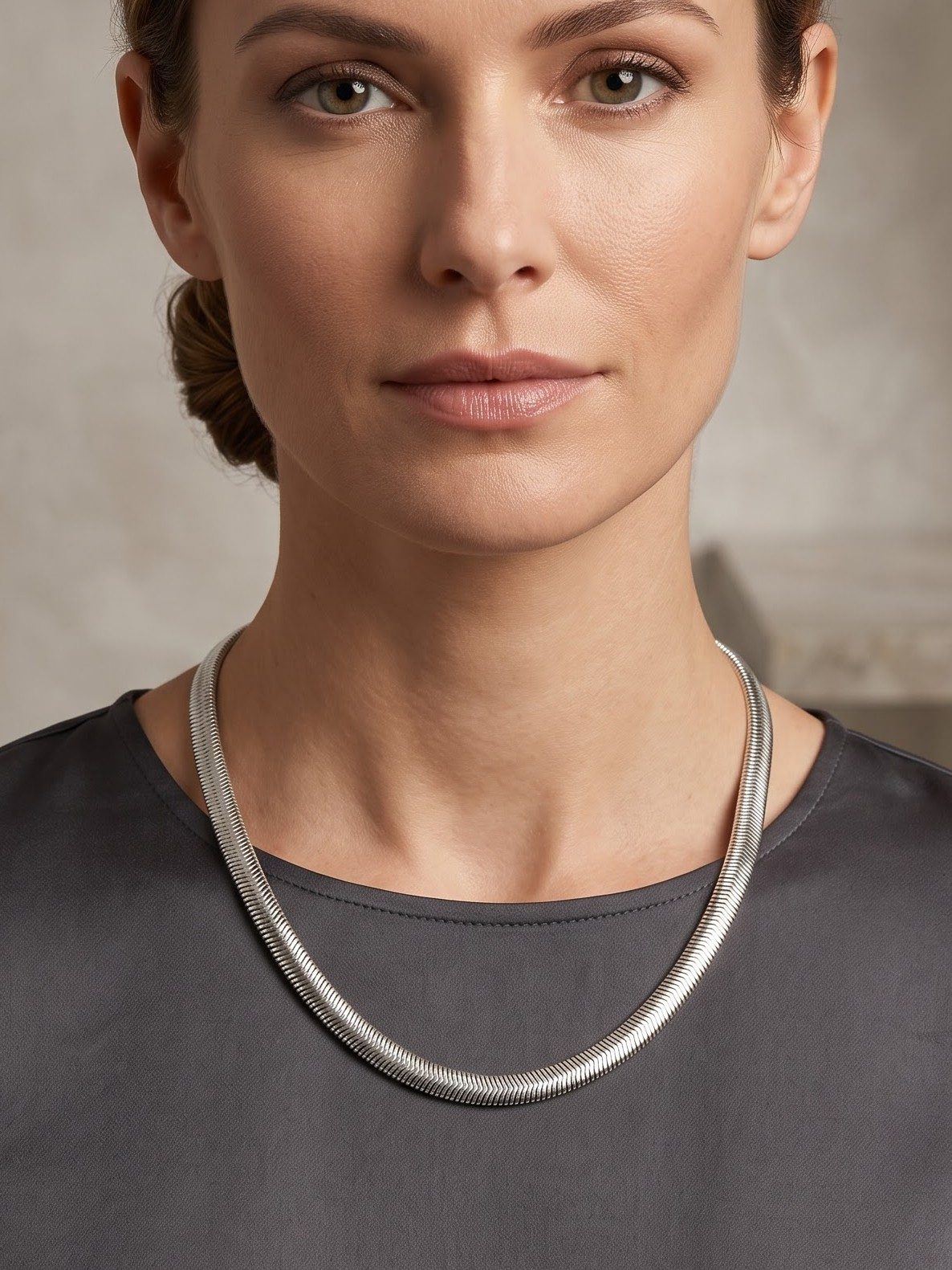 Radhika Silver Round Neck Chain