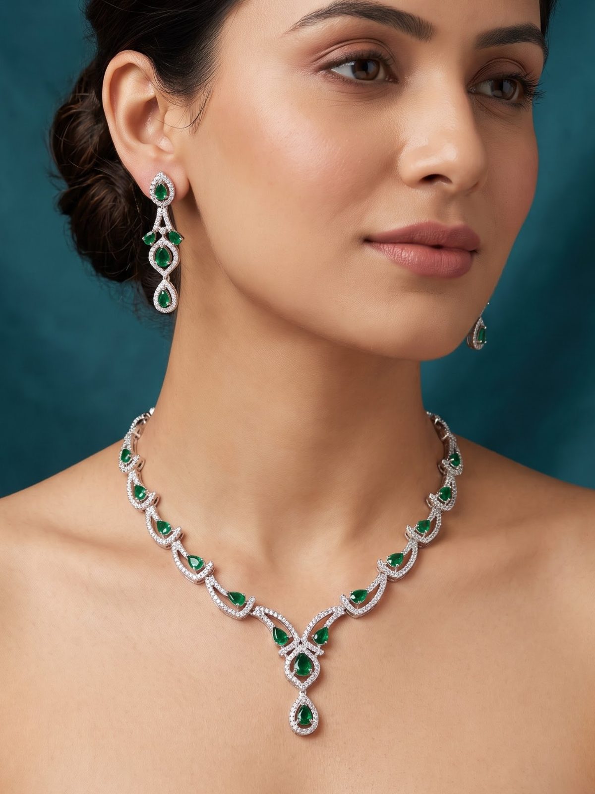 Damini Radiant Diamond Necklace Set
