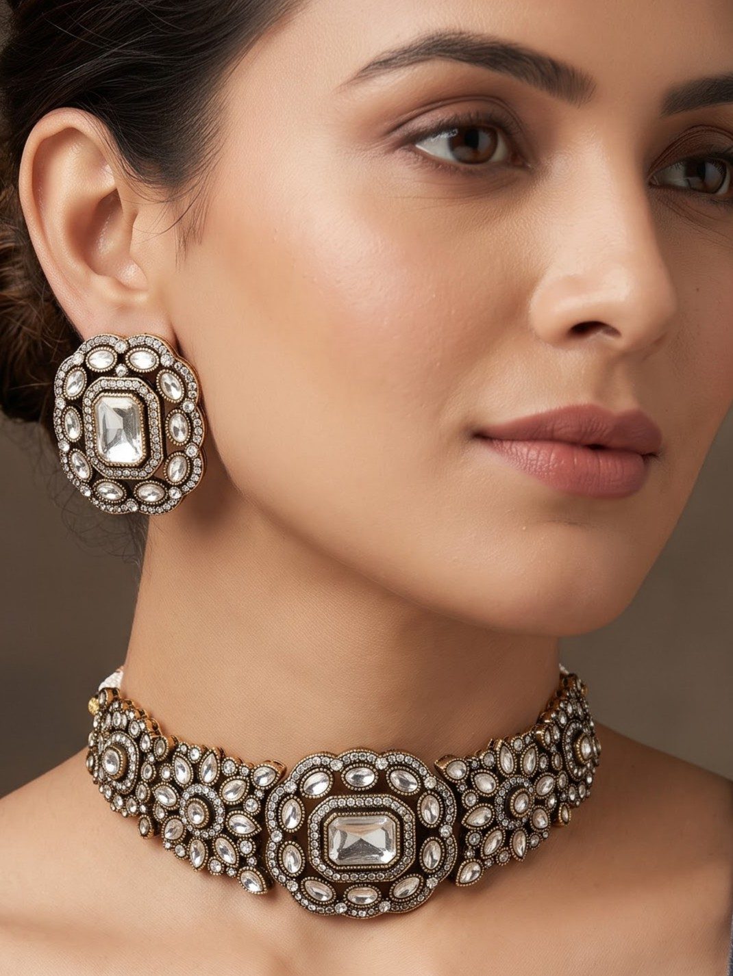 Anaya Ornate Stone Choker Necklace Set